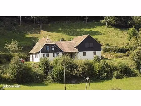 maison 8 pièces 230 m²