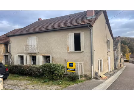 maison grancey le chateau 3 pièce(s)