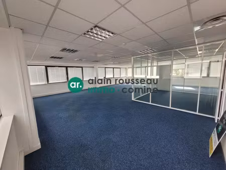 sainte luce sur loire / plateau de bureaux d'environ 193 m2