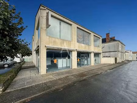 vente maison à nalliers (85370) : à vendre / 587m² nalliers