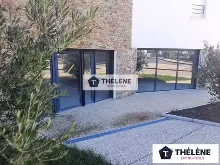 vente local commercial saint-andré-de-sangonis 34725 - - surface privée