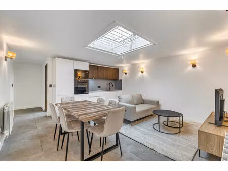 vente commerce 47 m² annemasse (74100)