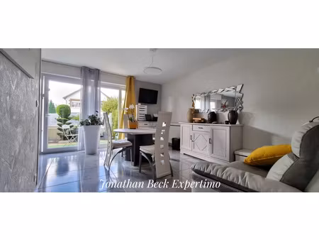 bel appartement de type 2 pièces avec garage