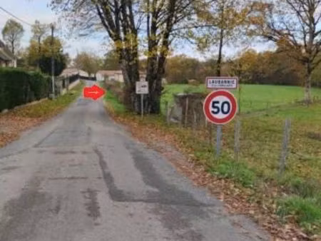 terrain constructible de 788 m²