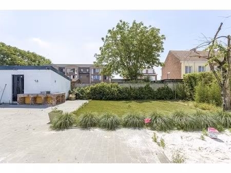 commercieel te koop in gooreind