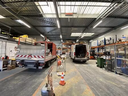 vente local d'activités guibeville 711 m²