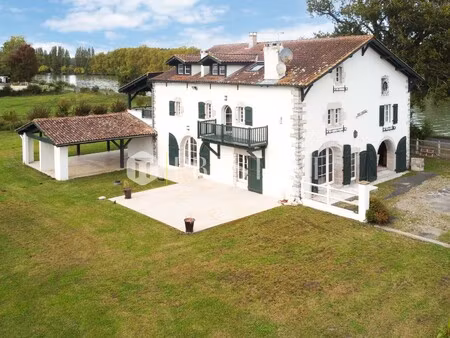 maison de luxe à vendre à sames