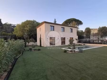 vente maison 5 pièces 146 m² les arcs (83460)