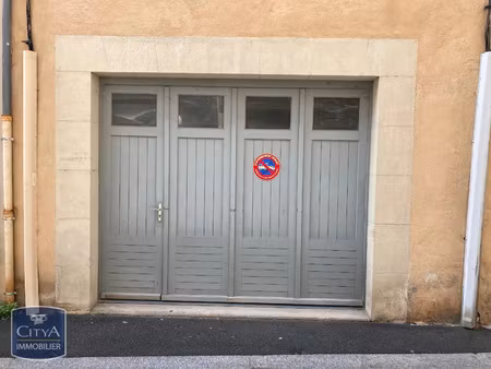 parking à louer 20 m² - castres (81) - 80€