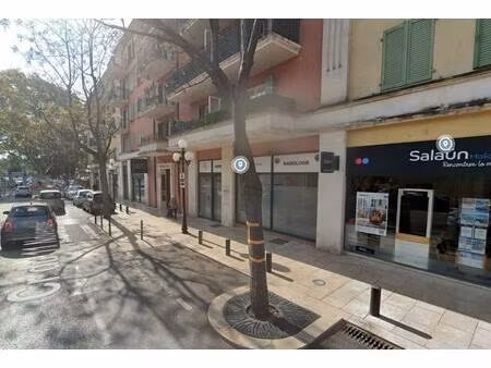 local commercial centre cagnes