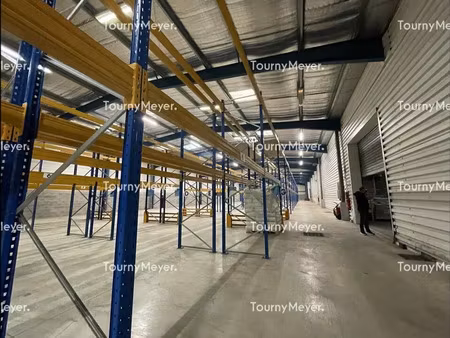 local d'activites a vendre