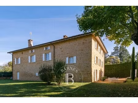 maison de luxe à vendre à nuelles