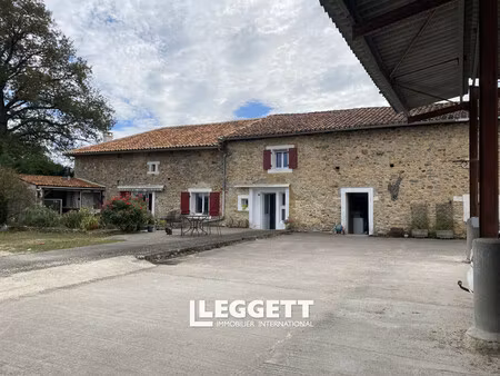 maison 12 pièce(s)  terres-de-haute-charente