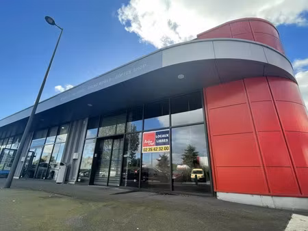 local commercial a louer