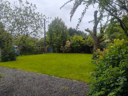 maison rénovée 215 m² 4 chambres terrain 760m² 79160 st laurs