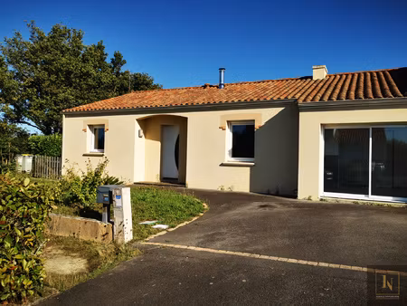 tout a pied - maison de 2008- plain-pied- 4 chambres & jardi