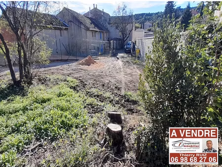 terrain constructible viabilise 306 m2 caumont sur durance