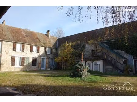 immeuble 597 m² montalet-le-bois