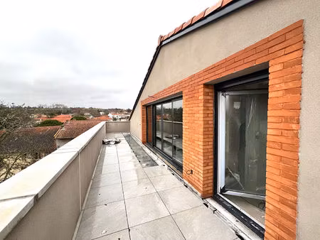 t5 duplex 99m²