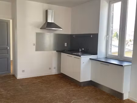 vente immeuble 240 m² à châtelguyon (63140)  280 000 €