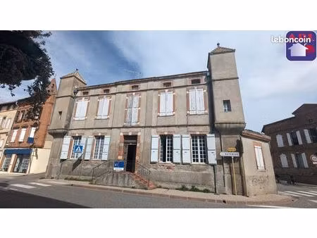 immeuble 4 pièces 600 m²