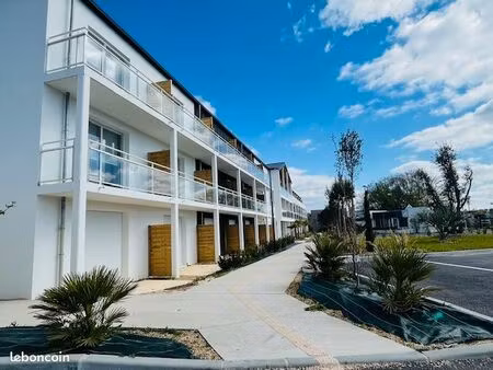 studio 23 m2 appartement meublé larmor-plage - avec balcon