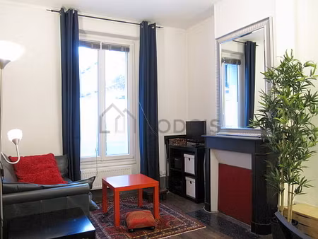 appartement 2 chambres meublé avec ascenseur et cheminée