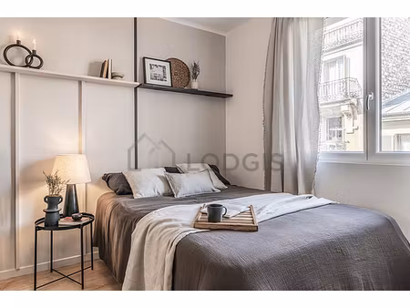 studio meublé avec ascenseur