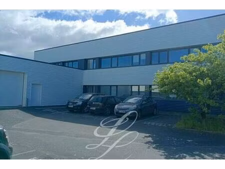 location - bureaux 395 m2 carquefou