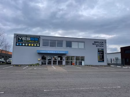 local lumineux - zone commerciale - kingersheim