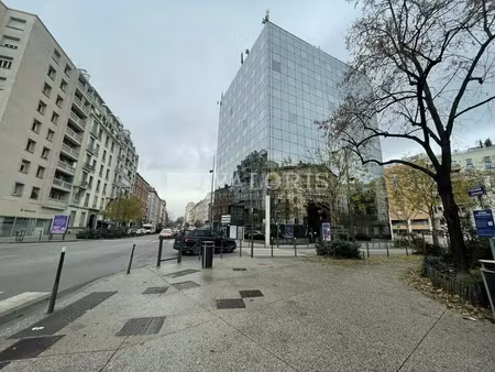 location bureau 461 m² à villeurbanne (69100)