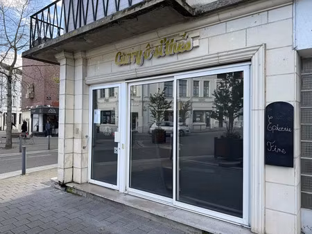 location commerce 38 m² à valenciennes (59300)