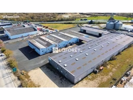 local industriel 5 775 m²