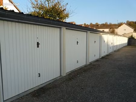 garage à louer