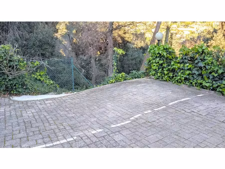 vente parking à biot (06410)  12 700 €