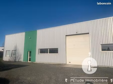 local 850 m² louverne