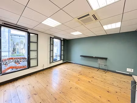 location locaux professionnels 1 pièce 28.21 m² à saint-andré-de-cubzac (33240)  550 €
