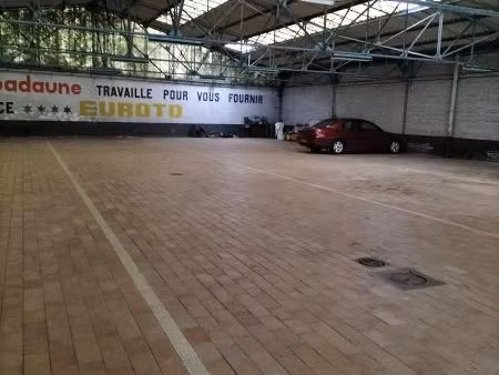 vente locaux professionnels à sin-le-noble (59450)  260 000 €