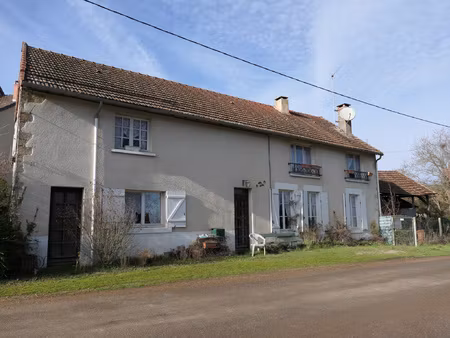 grande maison a la porte morvan