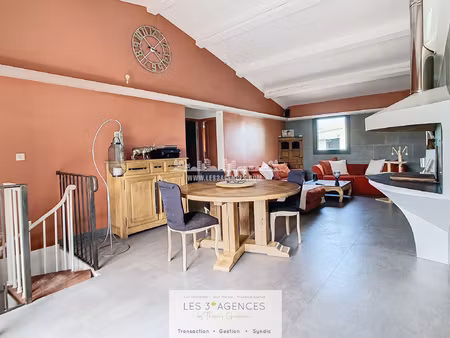 maison t5 avec local commercial et atelier ou garage