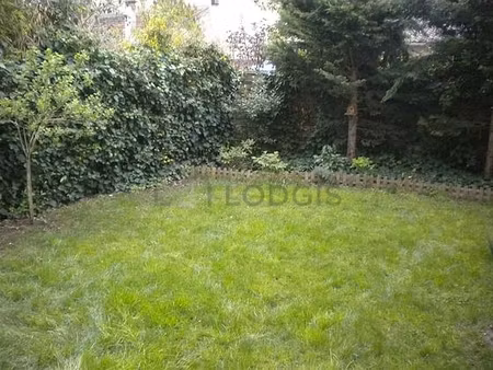 maison individuelle 3 chambres meublée avec garage et jardin