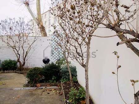 maison individuelle 3 chambres meublée avec jardin  cheminée et barbecue
