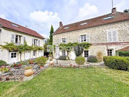 propriété coup de coeur corps de ferme & maison d'amis proche viarmes