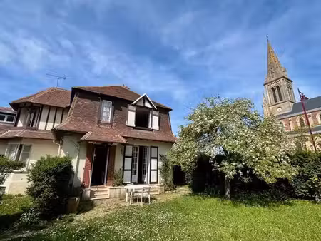 maison de luxe de 5 pièces en location à houlgate  normandie