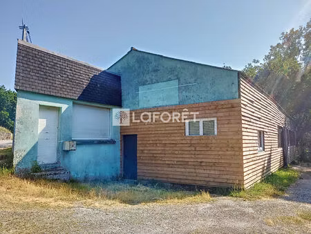 maison le roc saint andre 5 pièce(s) 403 m2