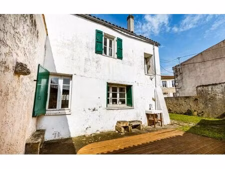 maison marennes m² t-5 à vendre  175 000 €
