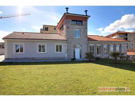 vente maison 9 pièces 217 m² montbrison (42600)