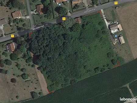 terrain avec vieille bâtisse 1 5 ha