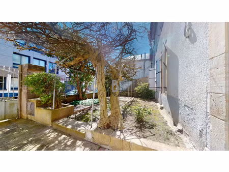 maison historique de 14ième siècle - 300 m2 - requista