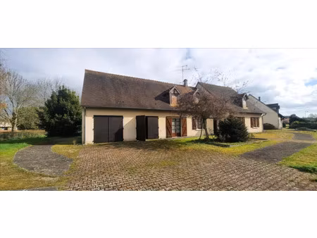 vente maison 4 pièces 130 m² saint-outrille (18310)